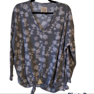 Chaser Floral Front Tie LS V Neck